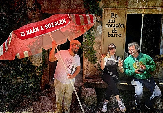 Componentes de El Naán con Rozalén en Tabanera de Cerrato.