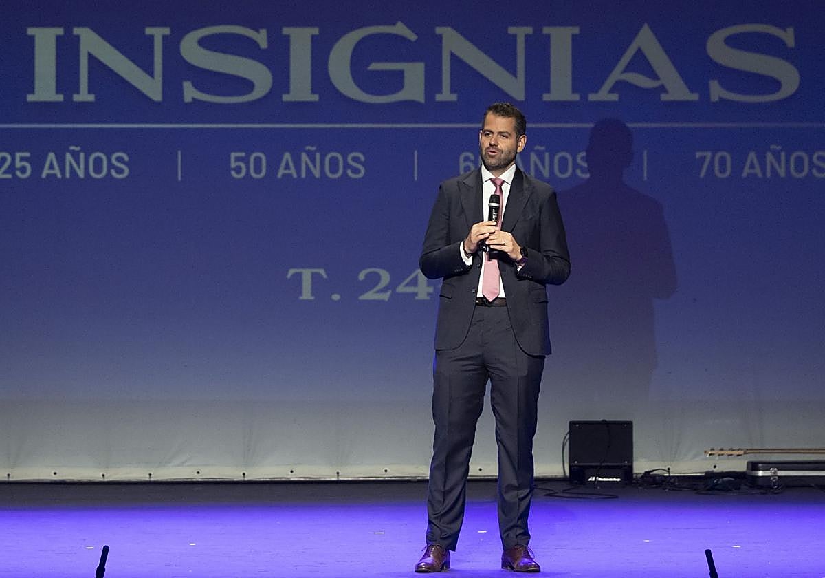 Gabriel Solares, copresidente del Real Valladolid, durante el acto de entrega de insignias a los socios más antiguos.