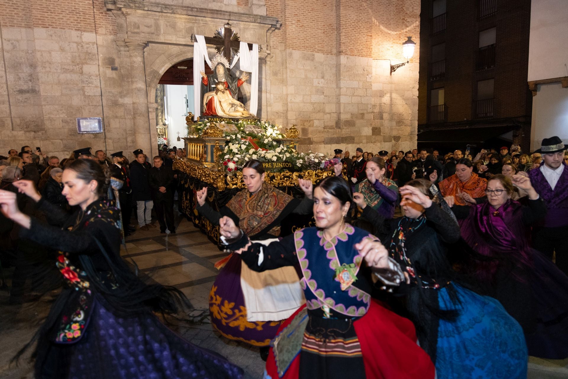 Las imágenes de la procesión de la Virgen de la Piedad en Valladolid