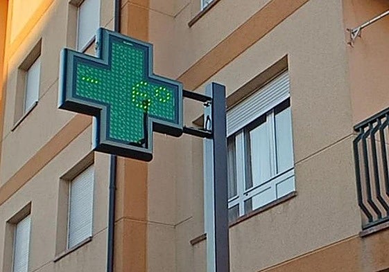 Un termómetro en Cuéllar marca seis grados bajo cero.