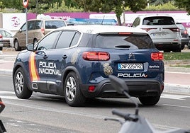 Un coche de la Policía Nacional, en una imagen de archivo.