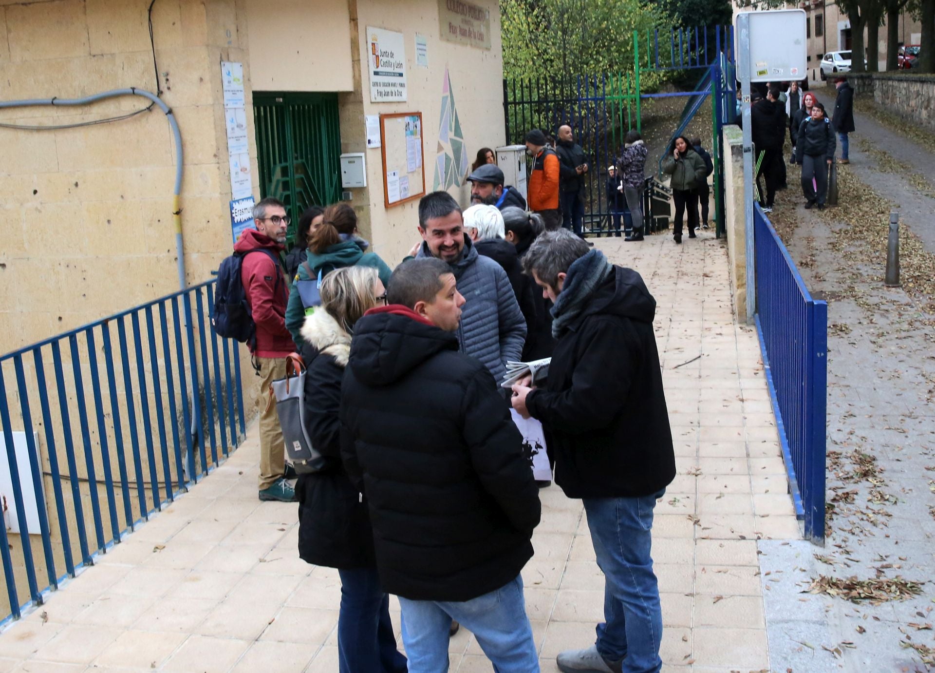 Protesta de los padres de La Aneja