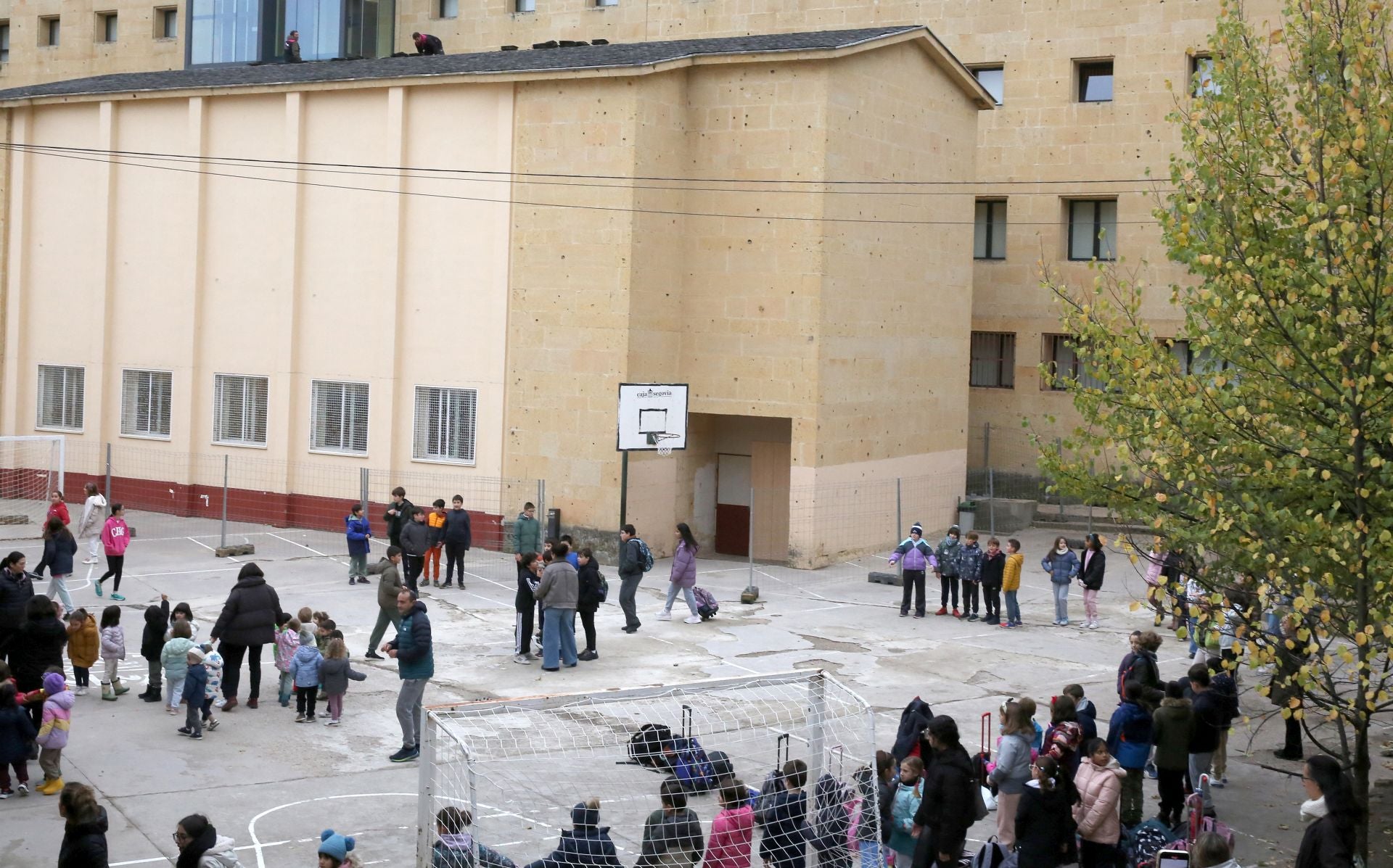 Protesta de los padres de La Aneja