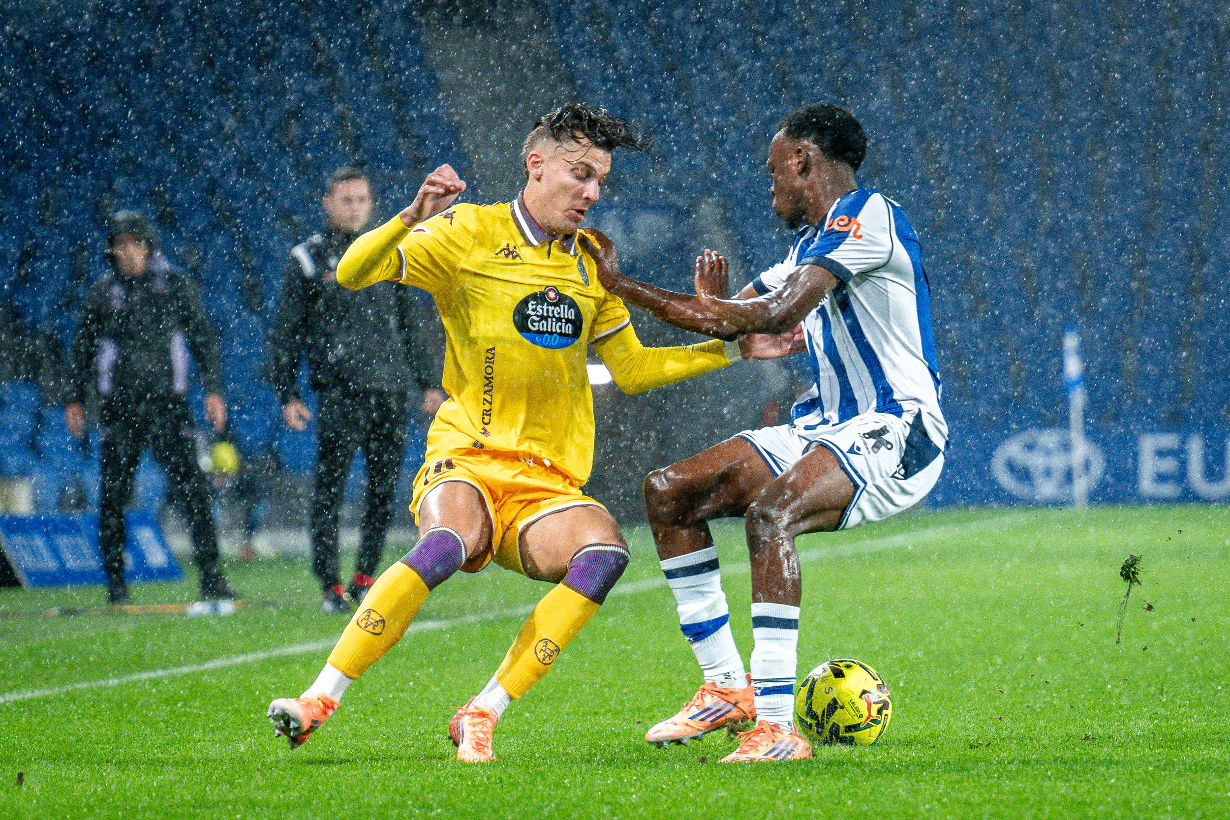 Las imágenes de la derrota ante la Real Sociedad B en Anoeta
