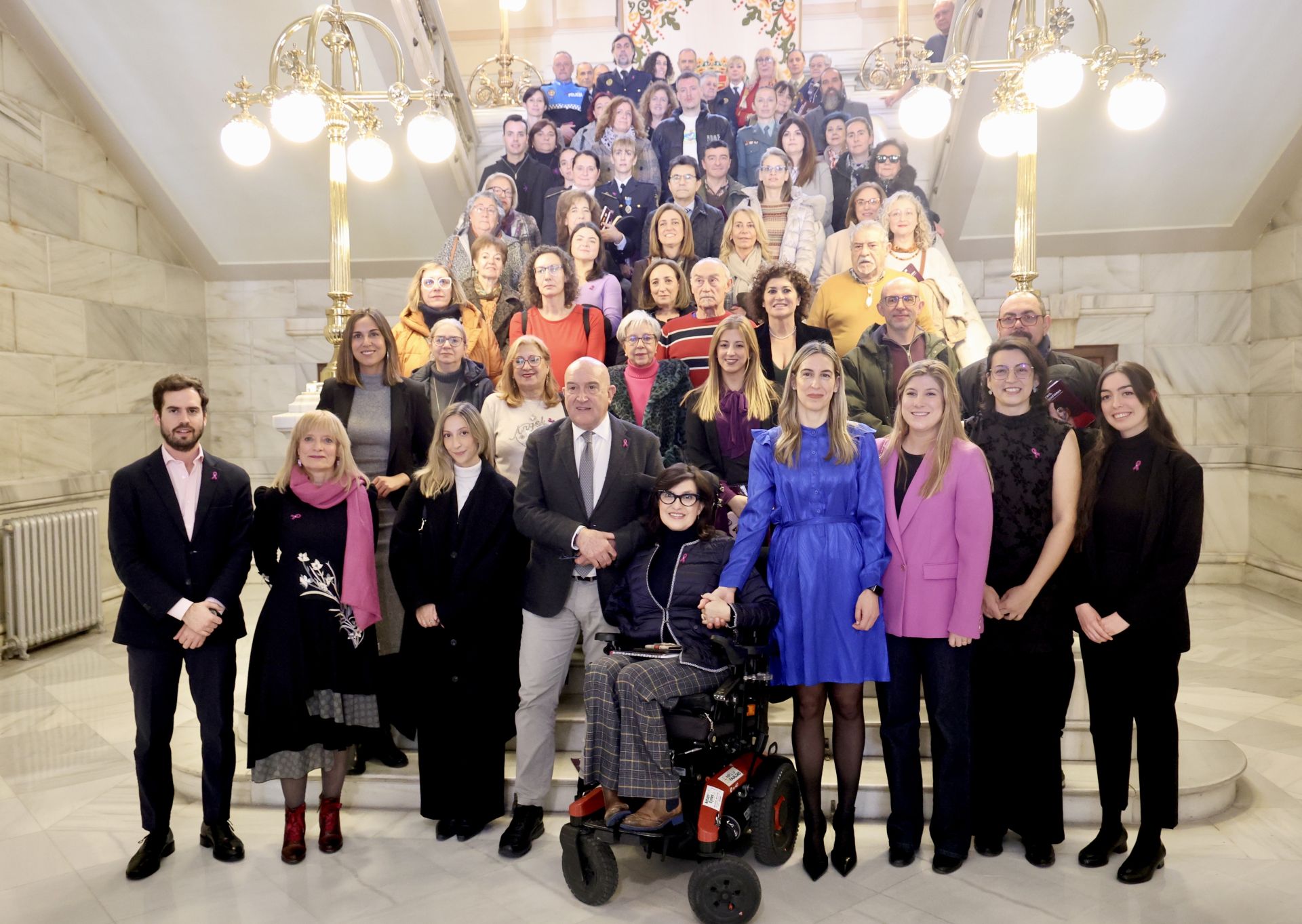 El acto institucional del Día Internacional de la Eliminación de la Violencia contra la Mujer, en imágenes