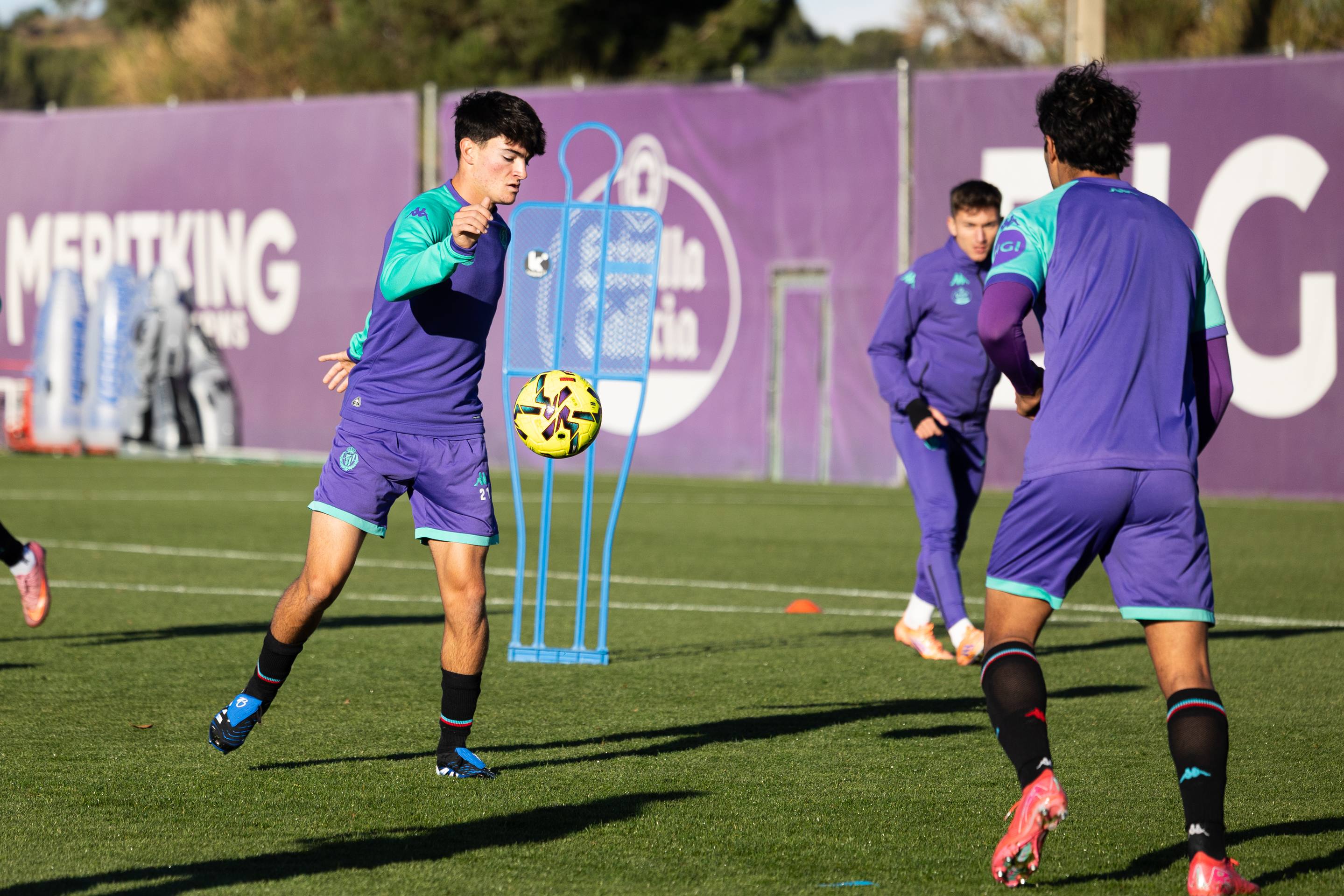 El entrenamiento del Pucela tras la derrota en Anoeta, en imágenes