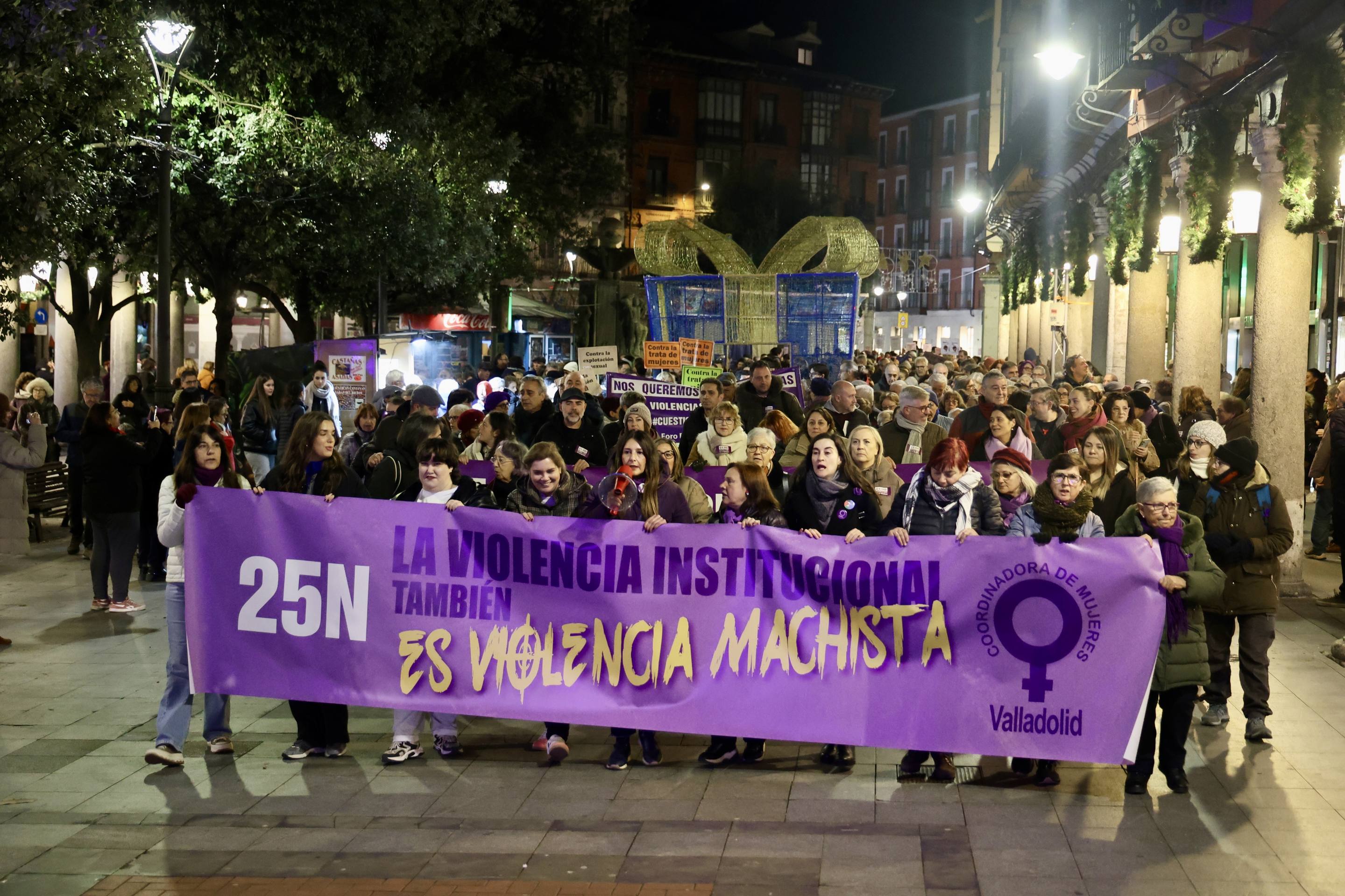 Las reivindicaciones por el 25N en Valladolid, en imágenes