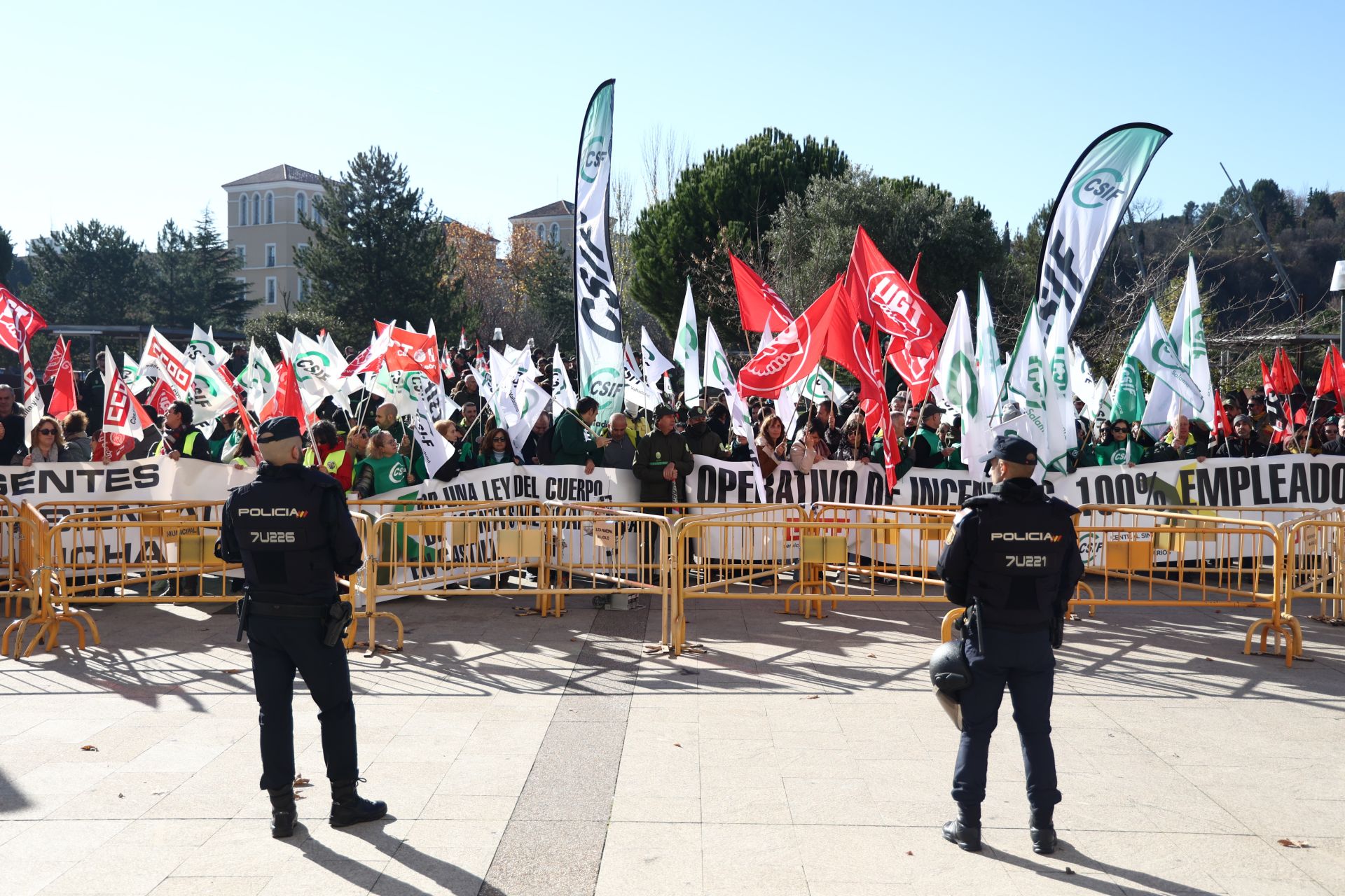 Protesta contra el decreto ley sobre el operativo de incendios presentado por la Junta de Castilla y León