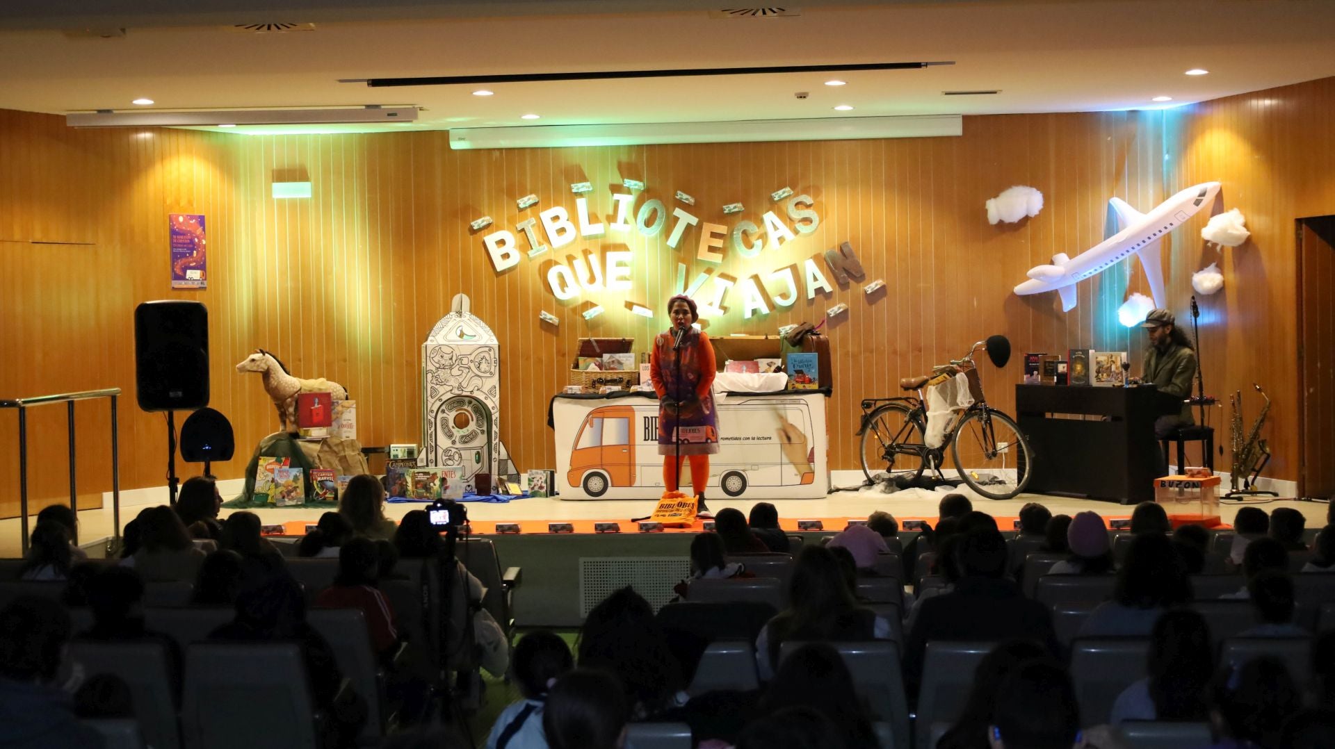 Así es el XI Maratón de Cuentos de la Biblioteca de Palencia