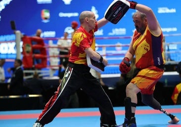 El vallisoletano Óscar Gómez, campeón mundial de parakickboxing con una pierna protésica