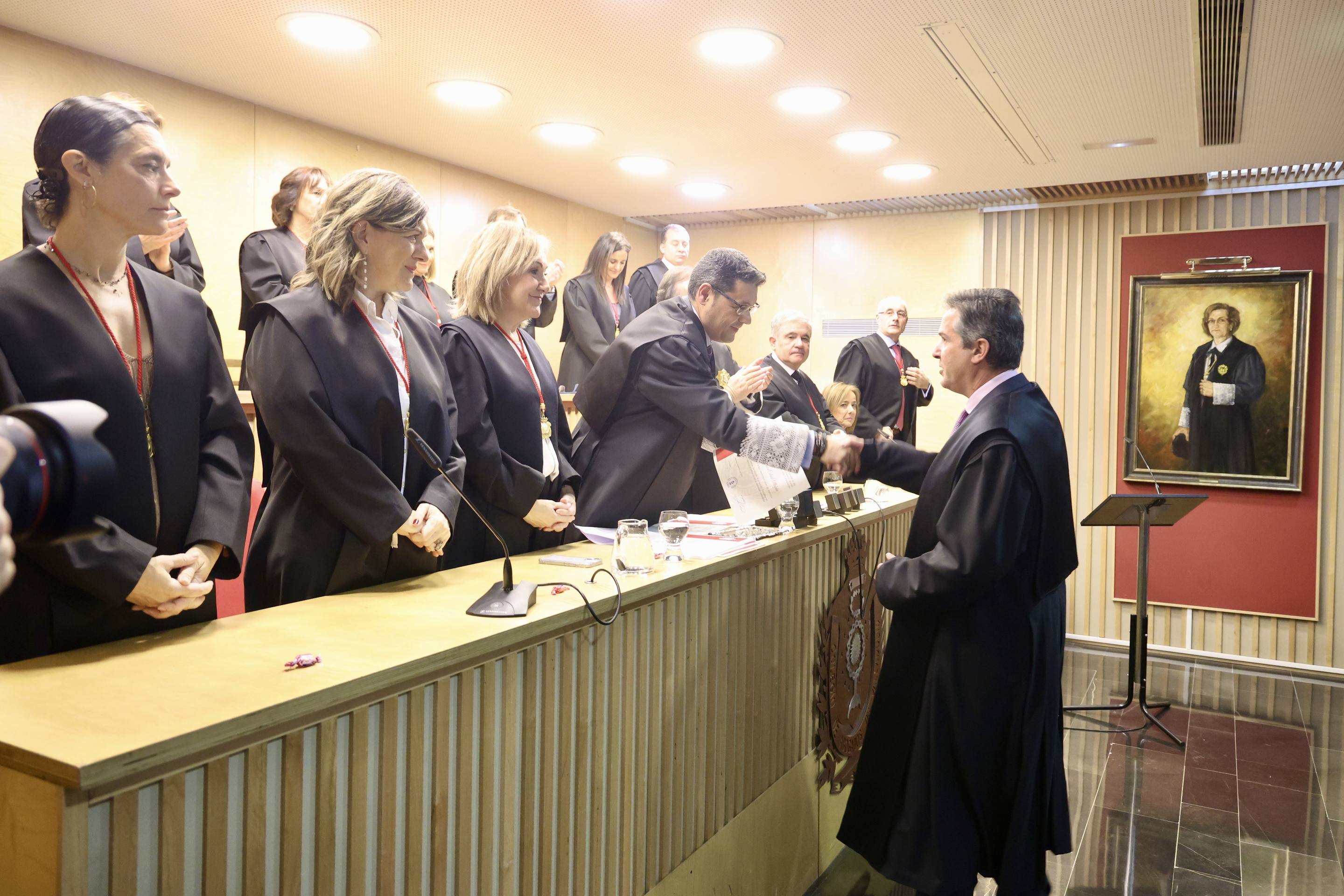 La entrega de insignias del Colegio de la Abogacía de Valladolid, en imágenes