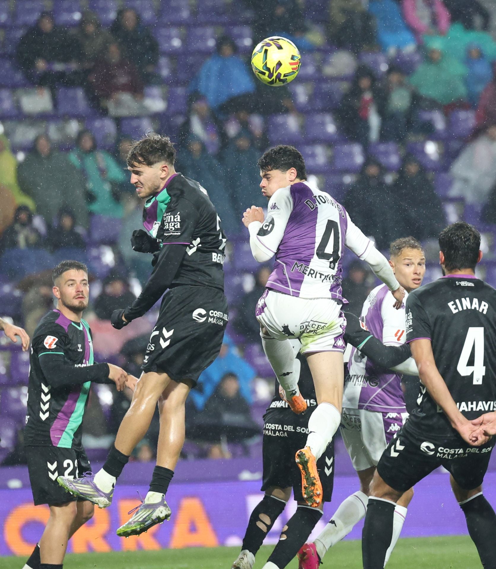 El partido del Real Valladolid contra el Málaga, en imágenes