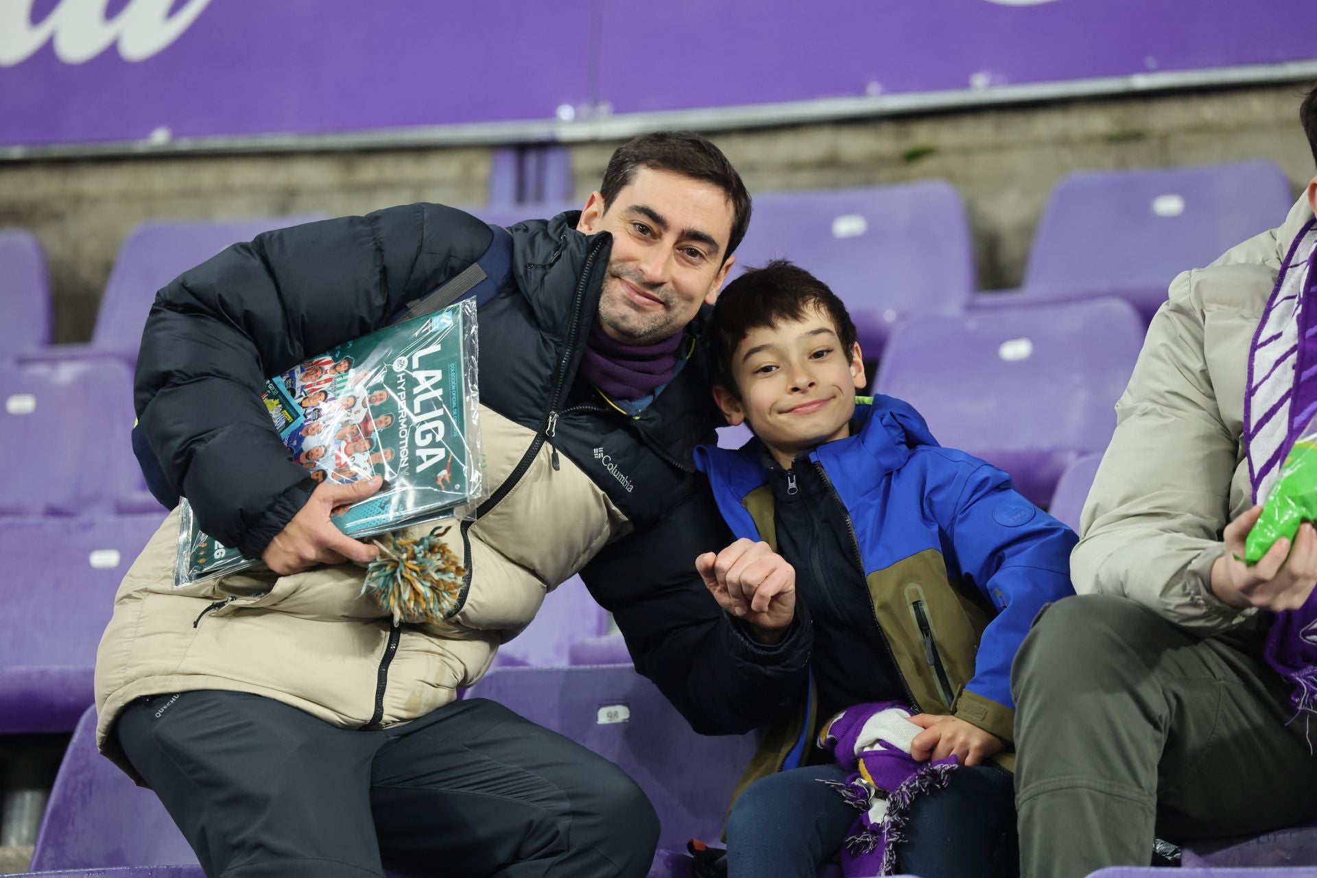 Búscate en la grada del estadio José Zorrilla (3/4)