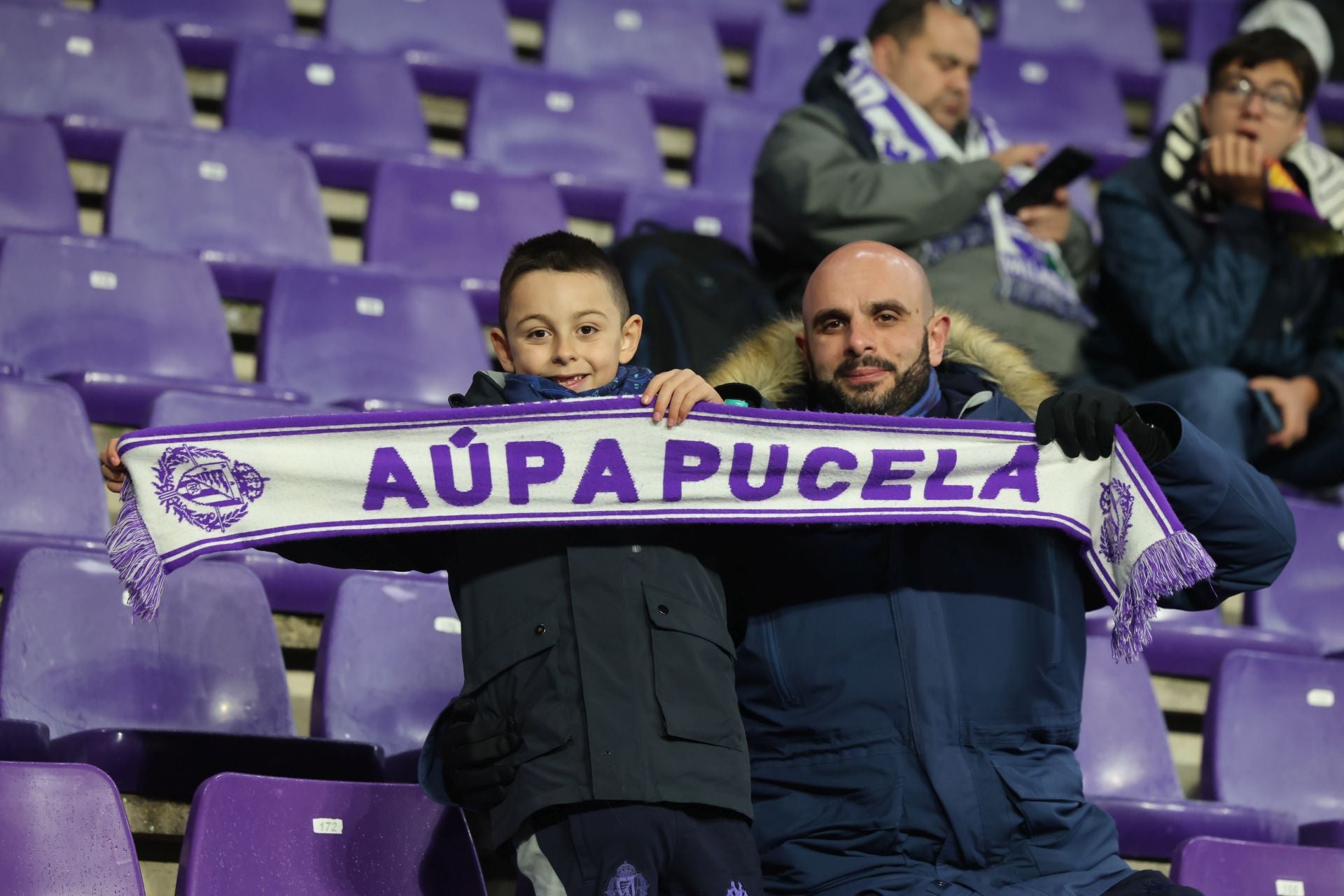 Búscate en la grada del estadio José Zorrilla (4/4)