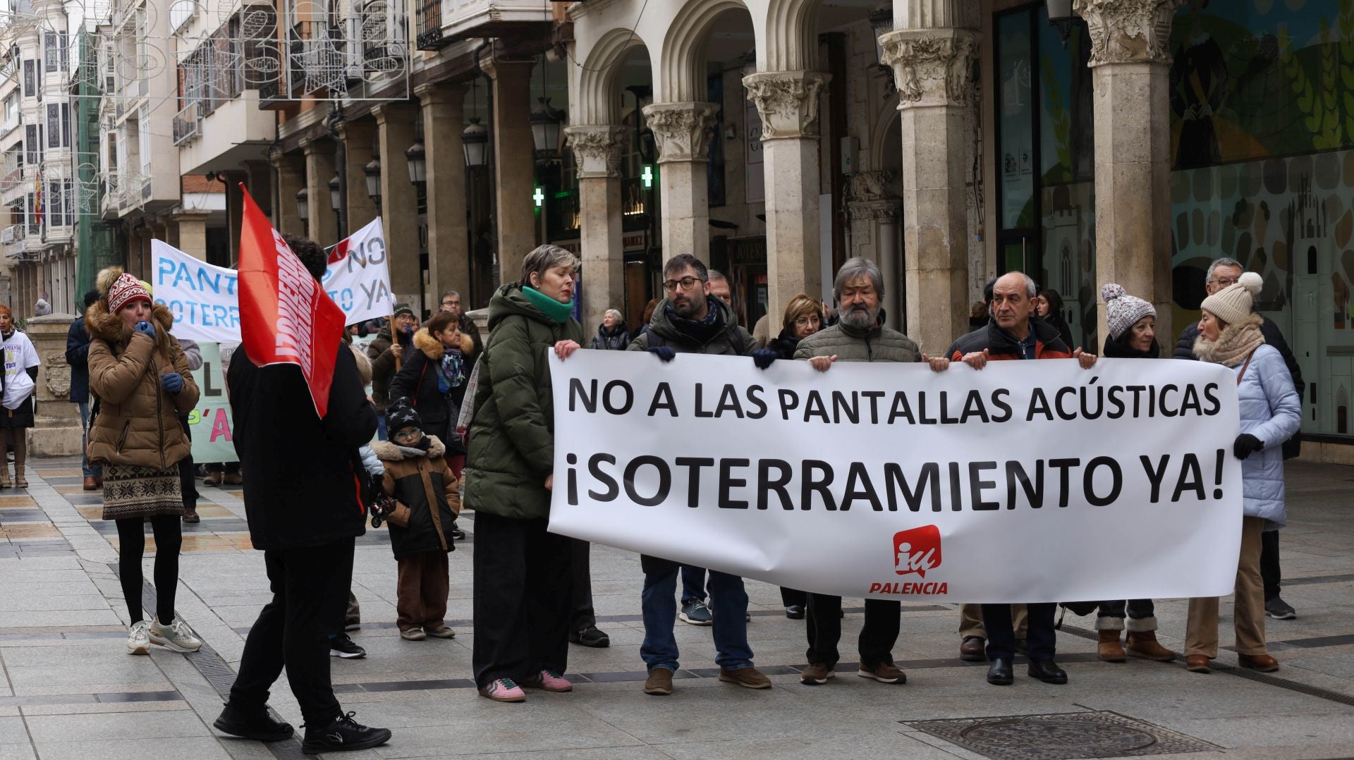 Así ha transcurrido la manifestación en Palencia por el soterramiento