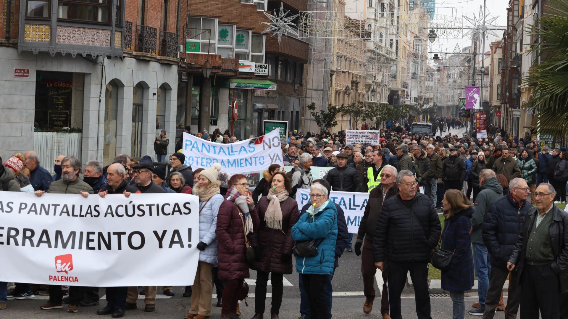 Así ha transcurrido la manifestación en Palencia por el soterramiento
