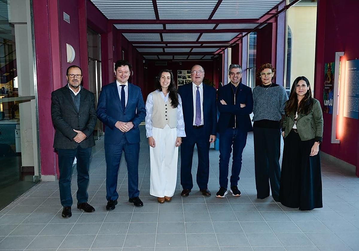 Juan Vázquez (Martín Códax), Gerardo Cuartero (CaixaBank), Beatriz Moro y Carlos Moro (Matarromera), Ferrán Centelles (sumiller), Montserrat Rosell (Familia Torres) y Trinidad Márquez (FEV).