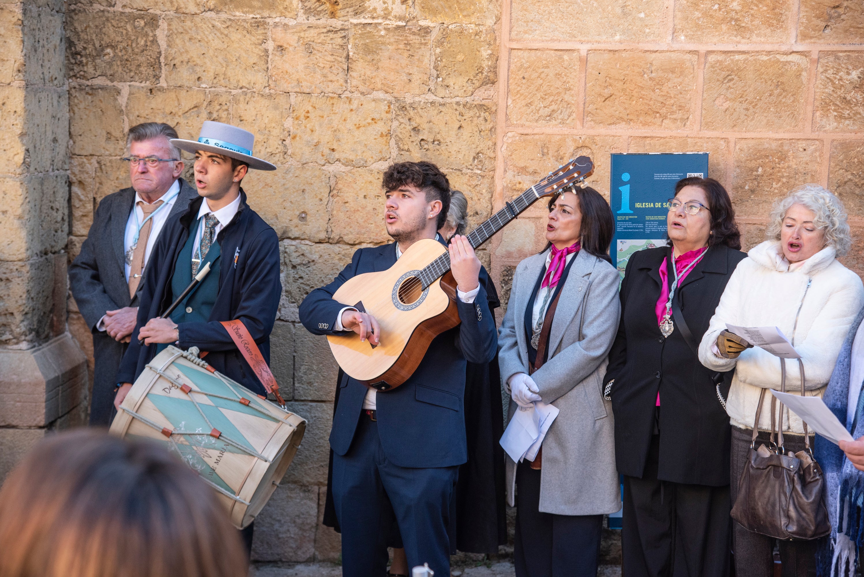 La procesión extraordinaria del Rocío, en imágenes