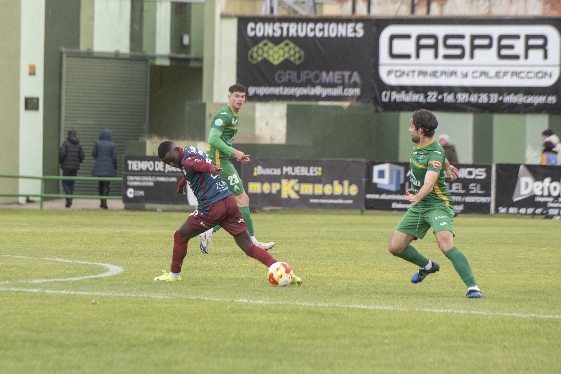 Fotos del empate entre la Segoviana y el Atlético Astorga