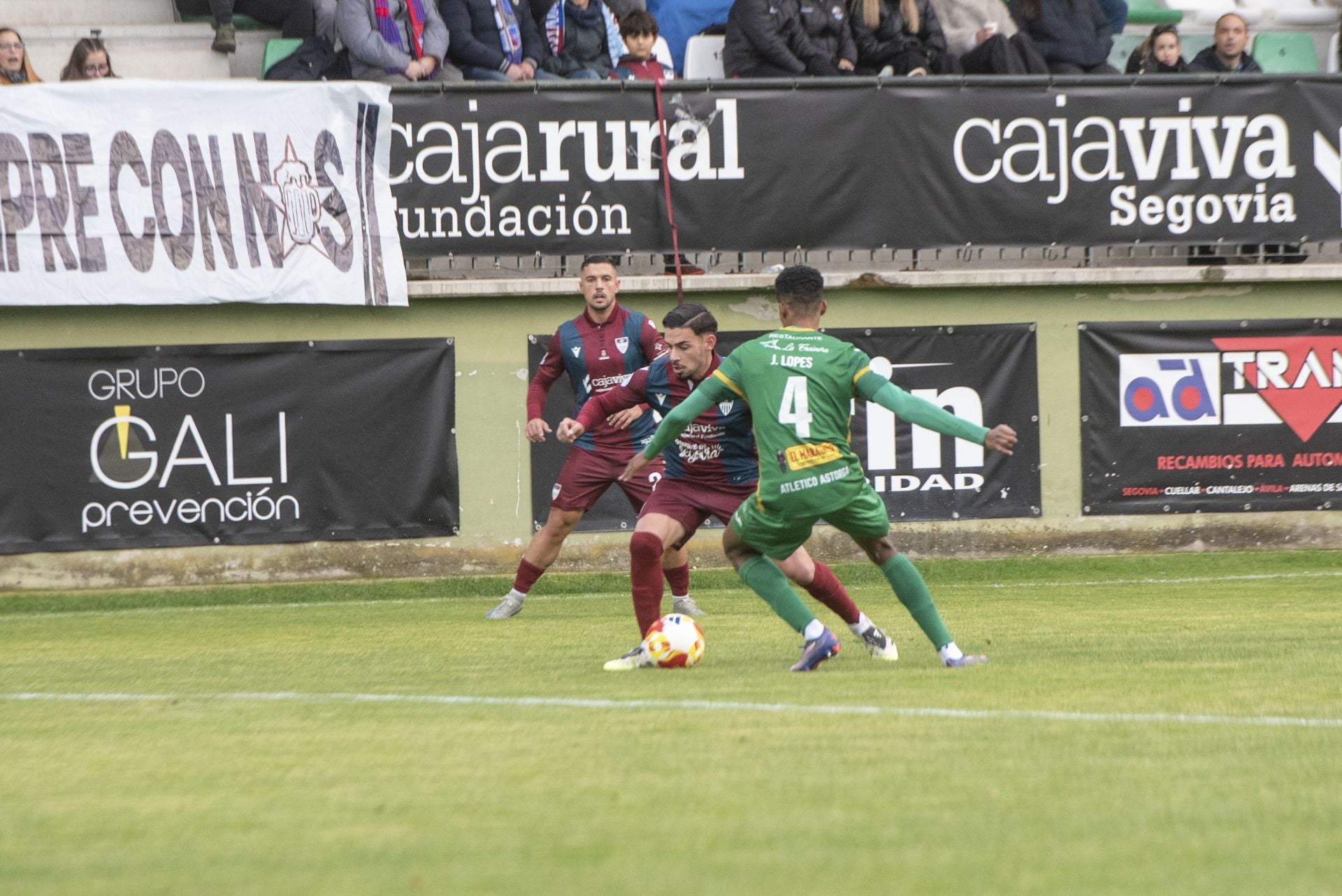 Fotos del empate entre la Segoviana y el Atlético Astorga