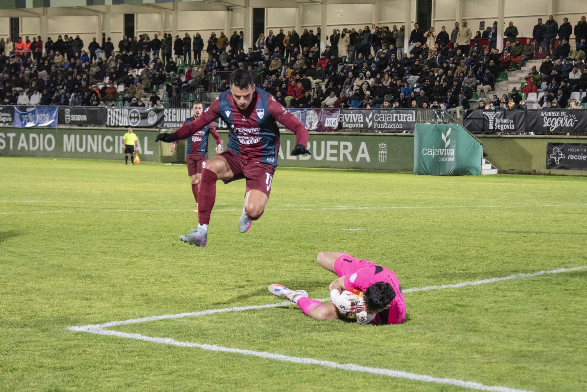 Fotos del empate entre la Segoviana y el Atlético Astorga