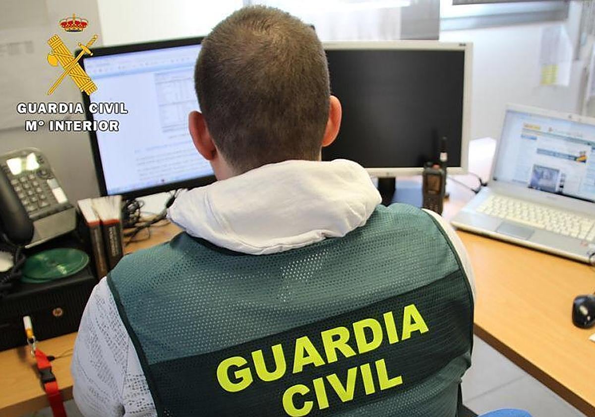 Imagen de archivo de un agente de la Guardia Civil.