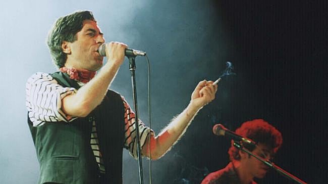 «Yo no quiero domingos por la tarde, yo no quiero columpio en el jardín»