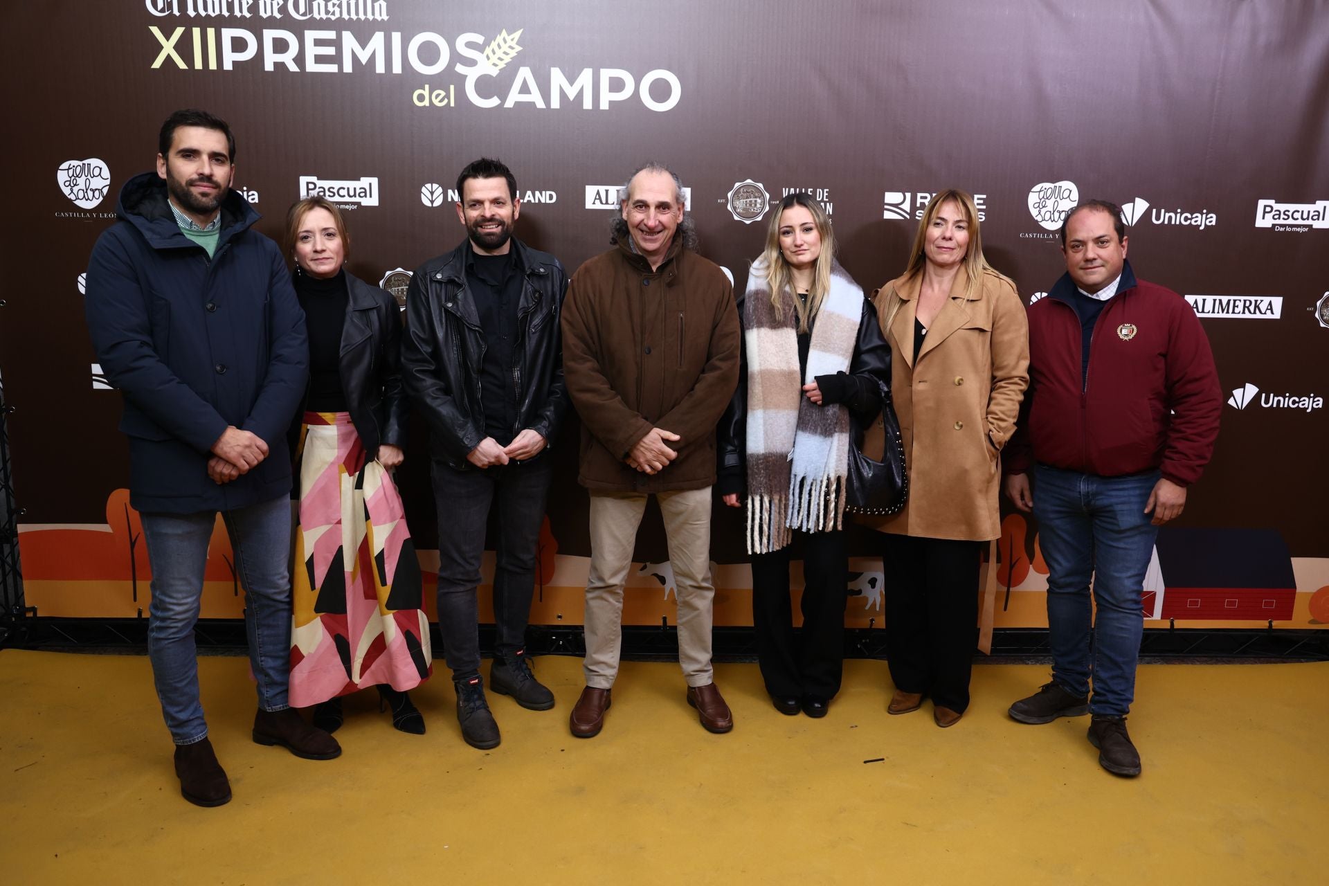 Representantes de UCCL con su presidente Jesús Manuel González Palacín.