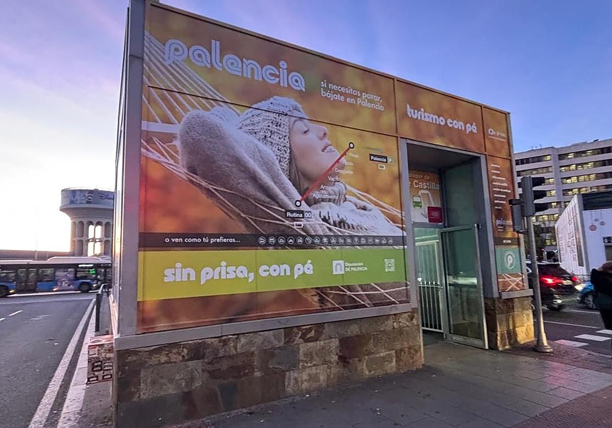 Campaña de la Diputación de Palencia en el intercambiador de plaza Castilla.