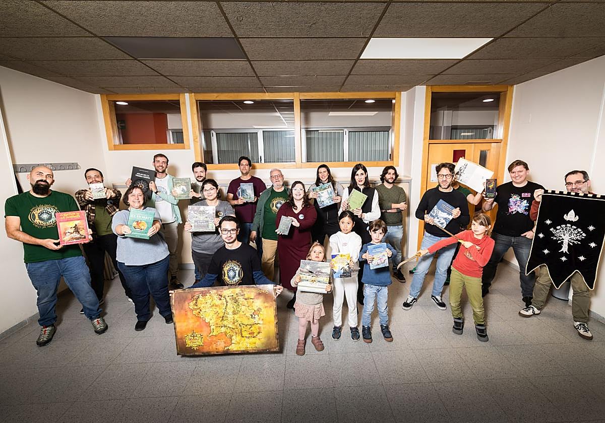 Integrantes del Smial Imladris, la delegación vallisoletana de la Sociedad Tolkien, durante una de sus actividades.