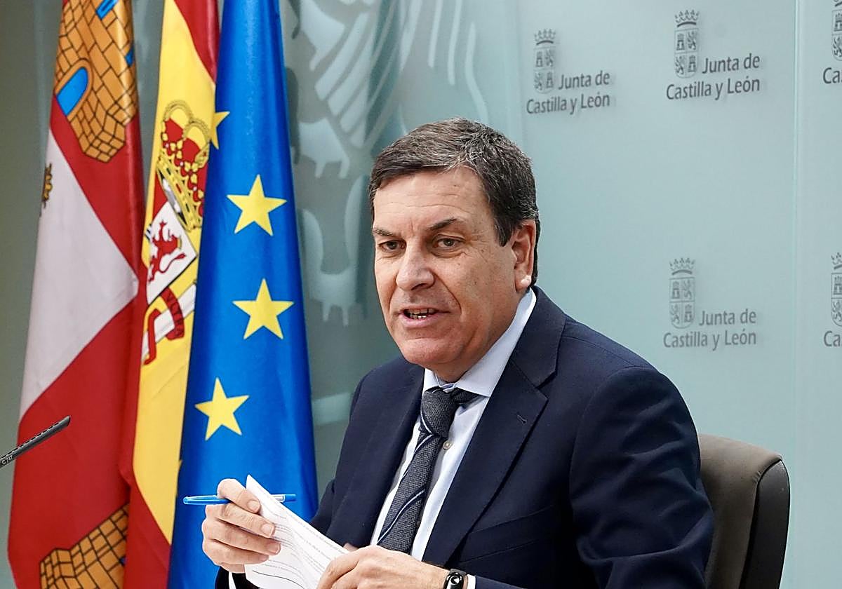 El portavoz de la Junta, Carlos Fernández Carriedo, este jueves en la rueda de prensa posterior al Consejo de Gobierno.