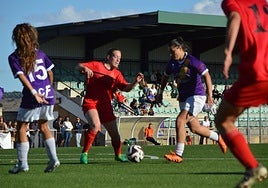 El Palencia Fútbol Femenino, en un partido esta temporada.