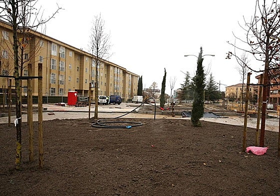 Estado en el que se encuentran las obras en la plaza Calderón de la Barca.
