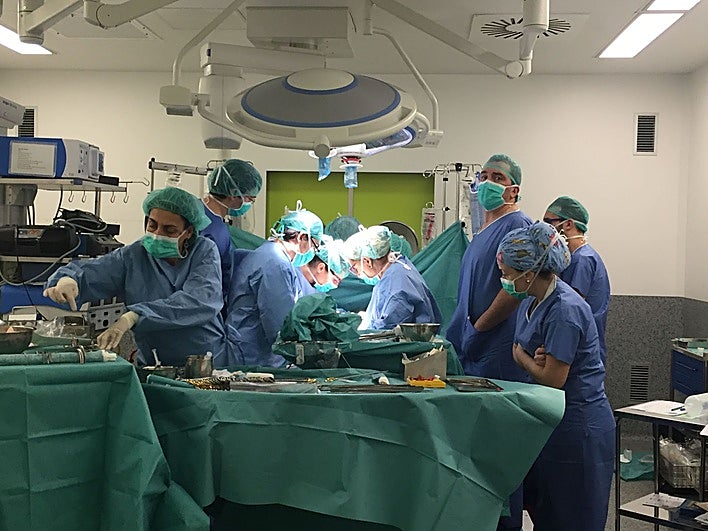 Intervención de un doble trasplante, de riñón e hígado, efectuado en Valladolid por equipos del Clínico y del Río Hortega.