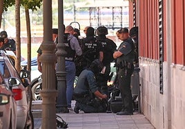 Despliegue de la Guardia Civil tras el doble crimen de Santovenia en verano de 2022.