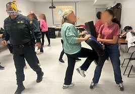 Una de las formaciones impartidas por la Guardia Civil en Valladolid a personal sanitario.