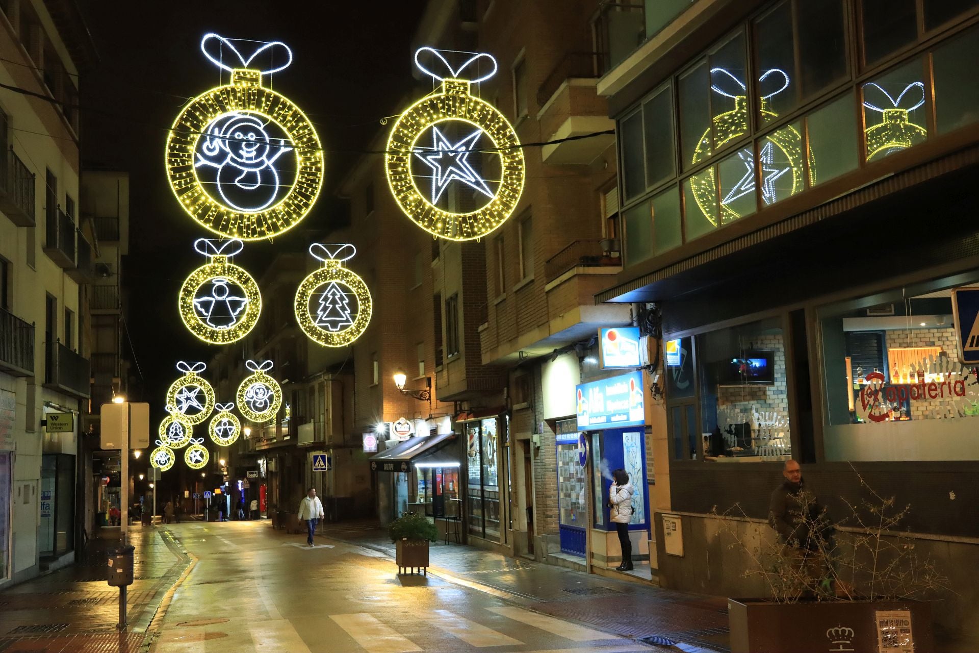 El encendido de la iluminación navideña de Segovia, en fotos
