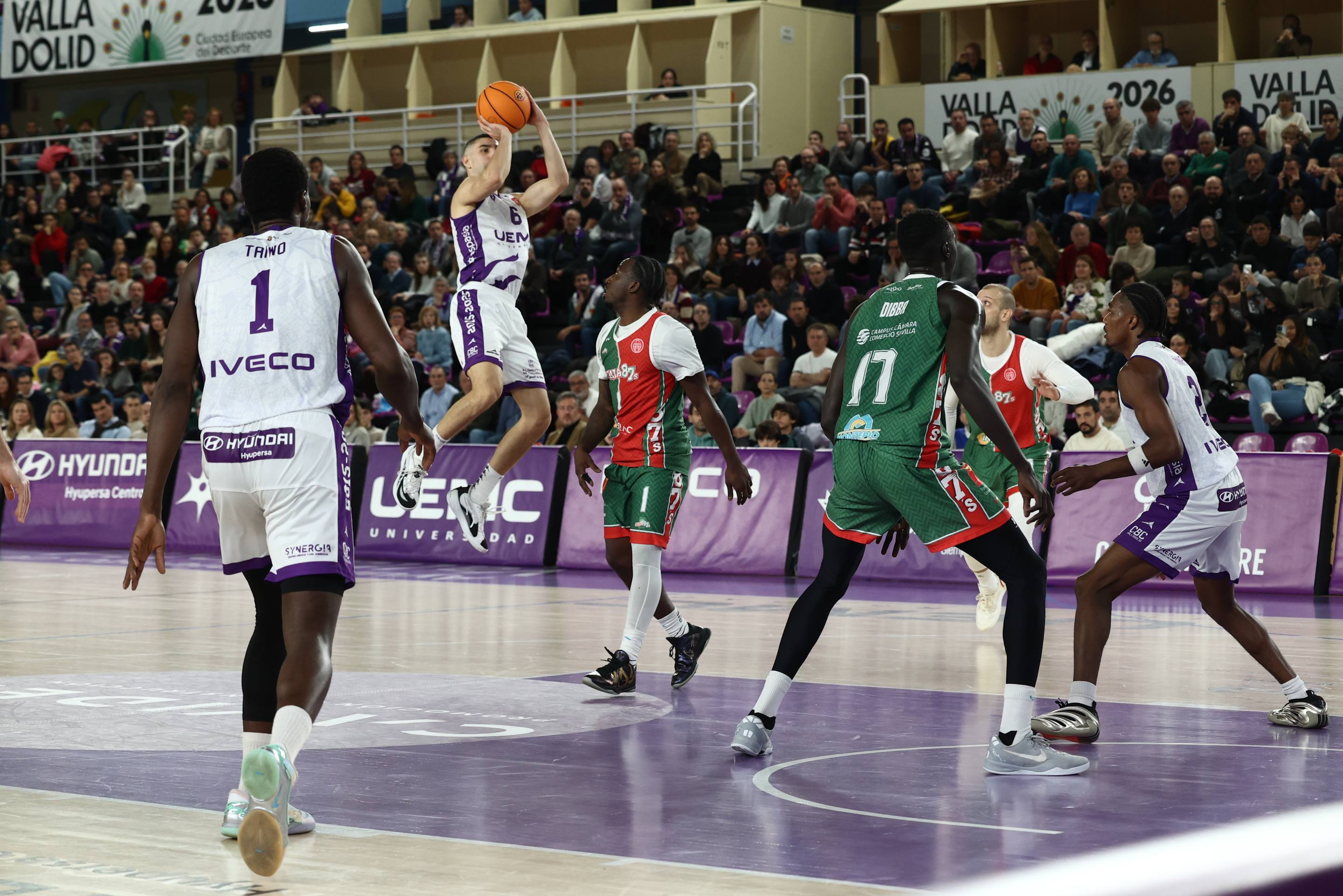 La derrota del CBC Valladolid en su regreso a Pisuerga, en imágenes