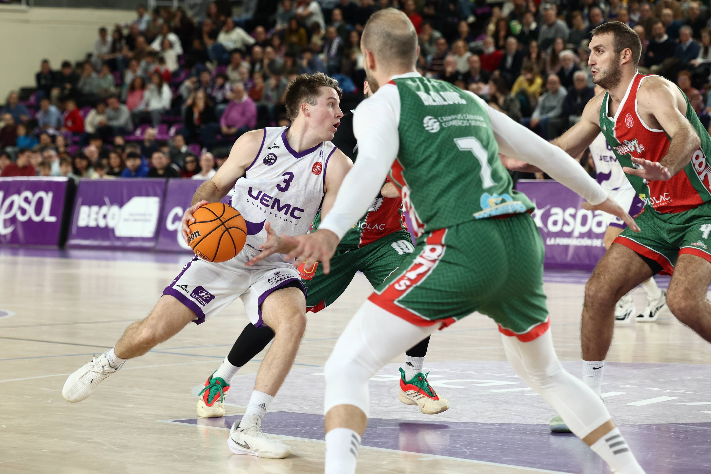 La derrota del CBC Valladolid en su regreso a Pisuerga, en imágenes
