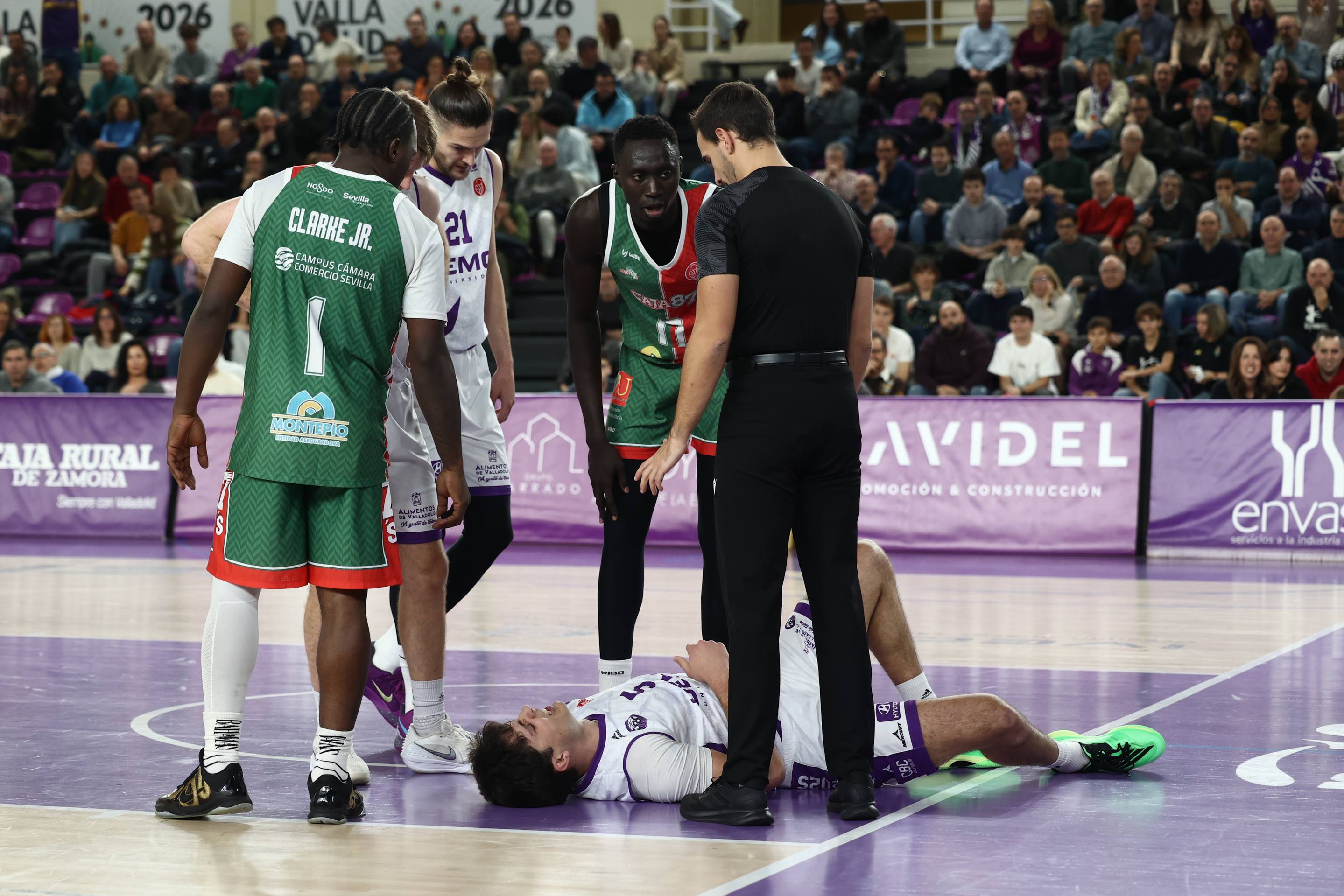 La derrota del CBC Valladolid en su regreso a Pisuerga, en imágenes