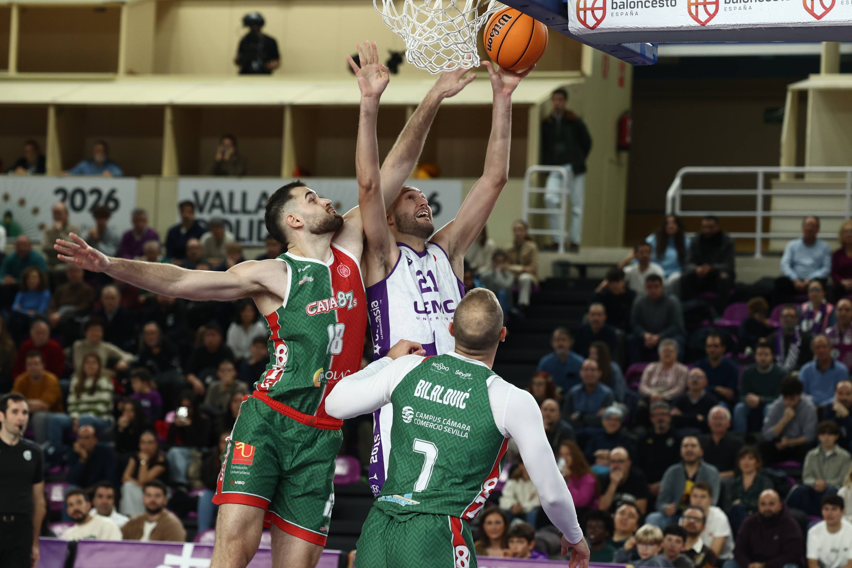 La derrota del CBC Valladolid en su regreso a Pisuerga, en imágenes