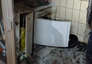 Un incendio en una secadora en Huerta del Rey moviliza a bomberos y policías