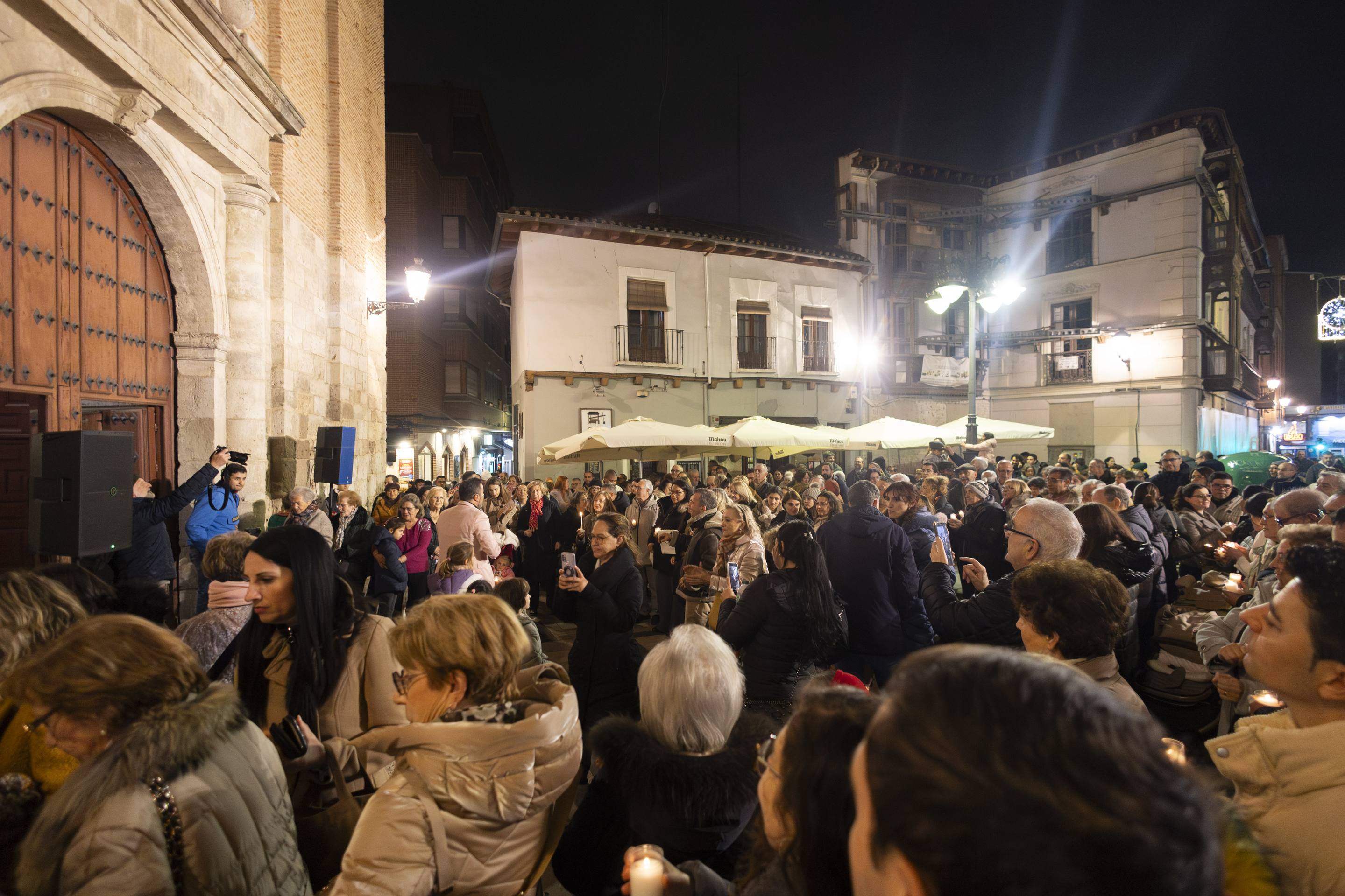 Las imágenes del Día de las velitas en la iglesia de San Martín