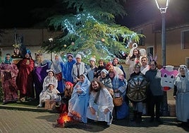 Participantes en el belén viviente de Villamuriel de Campos