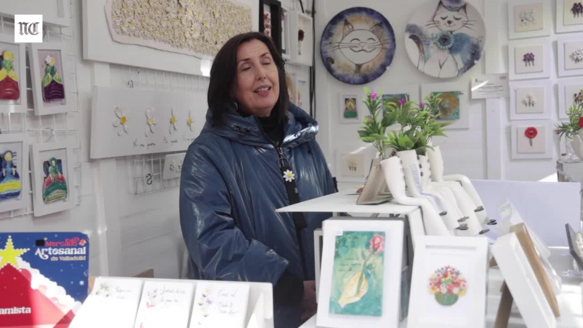 El tradicional mercado de la Plaza Mayor impulsa el ambiente navideño en Valladolid