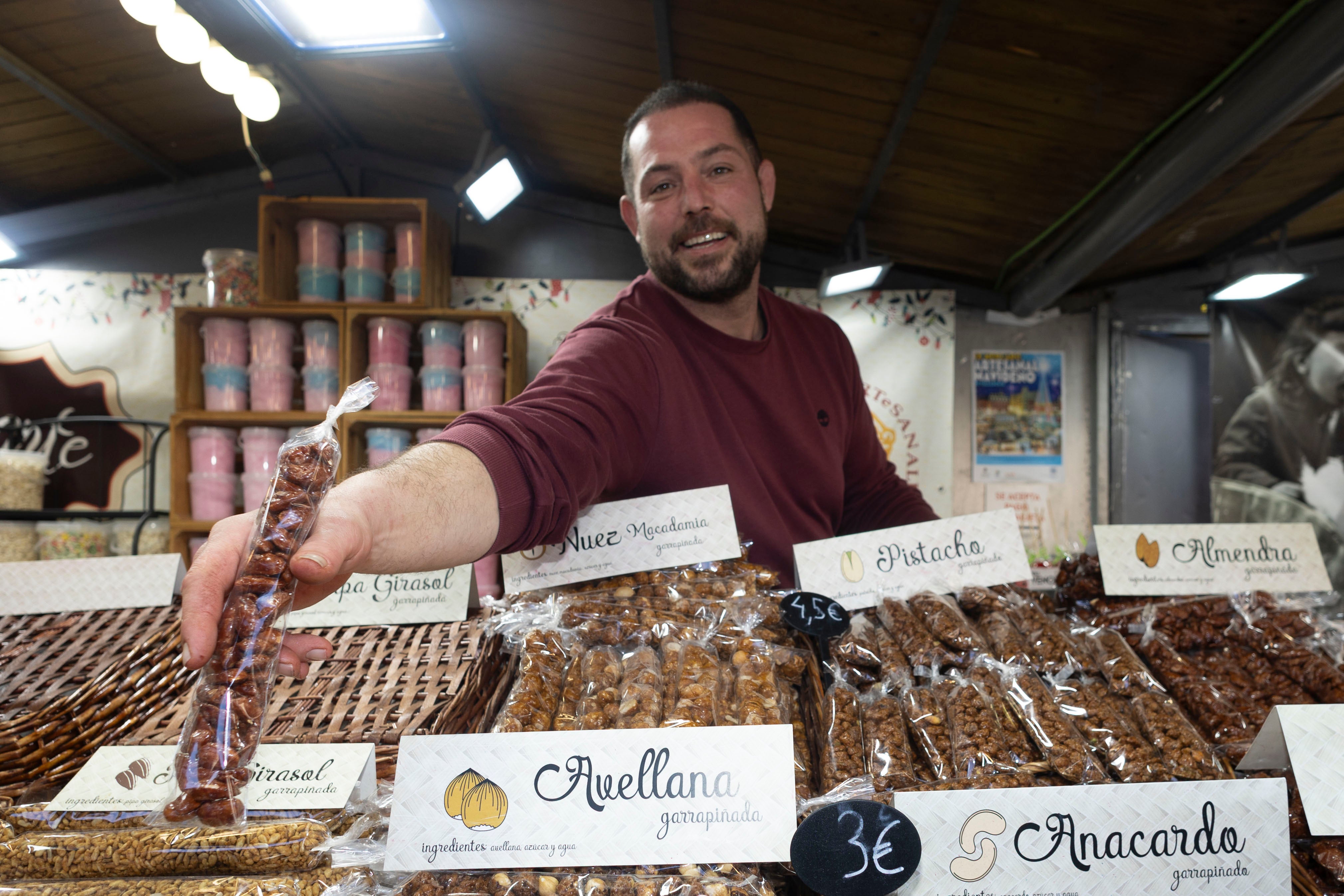 Las imágenes del mercado y el ambiente navideño en Valladolid