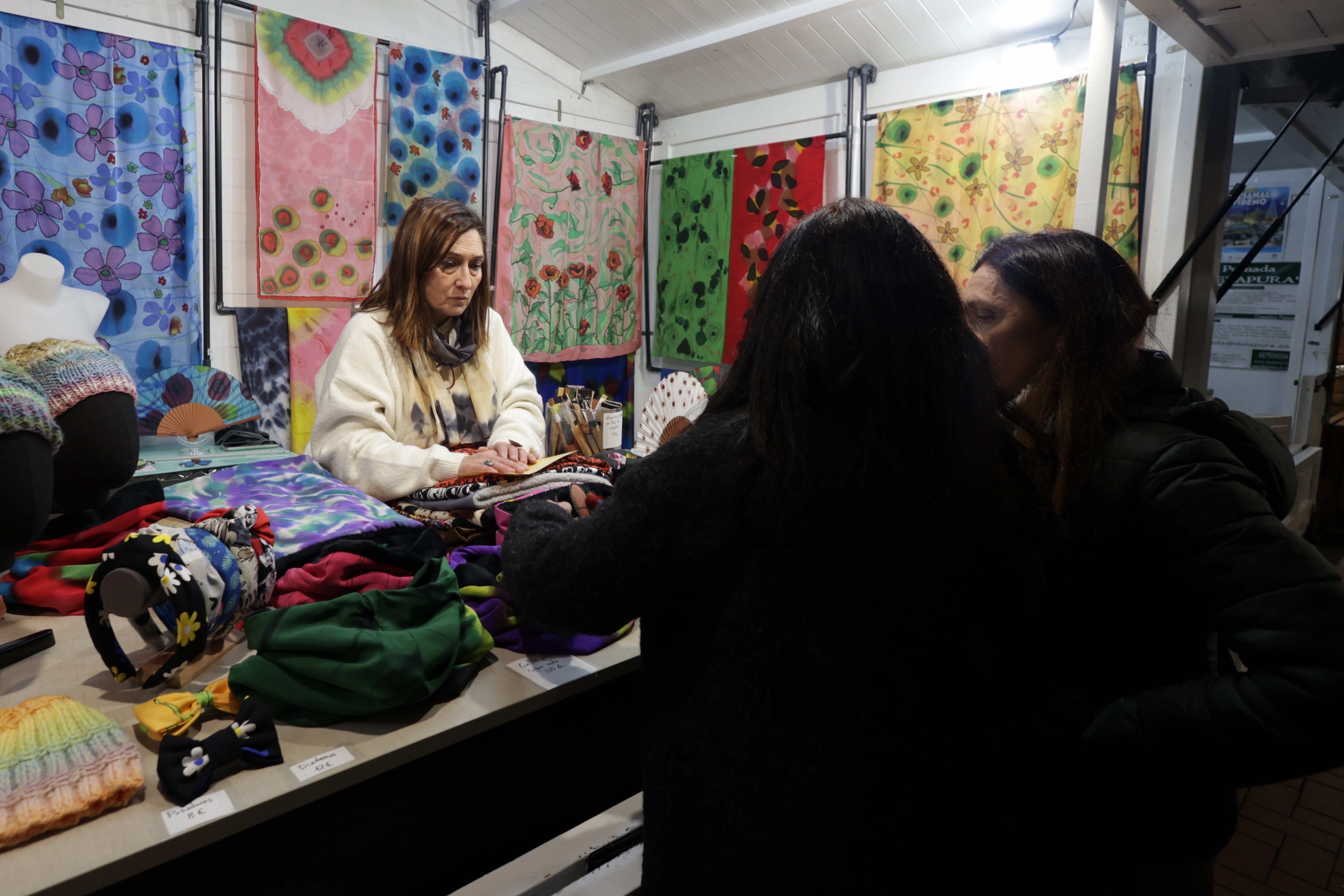 Las imágenes del mercado y el ambiente navideño en Valladolid