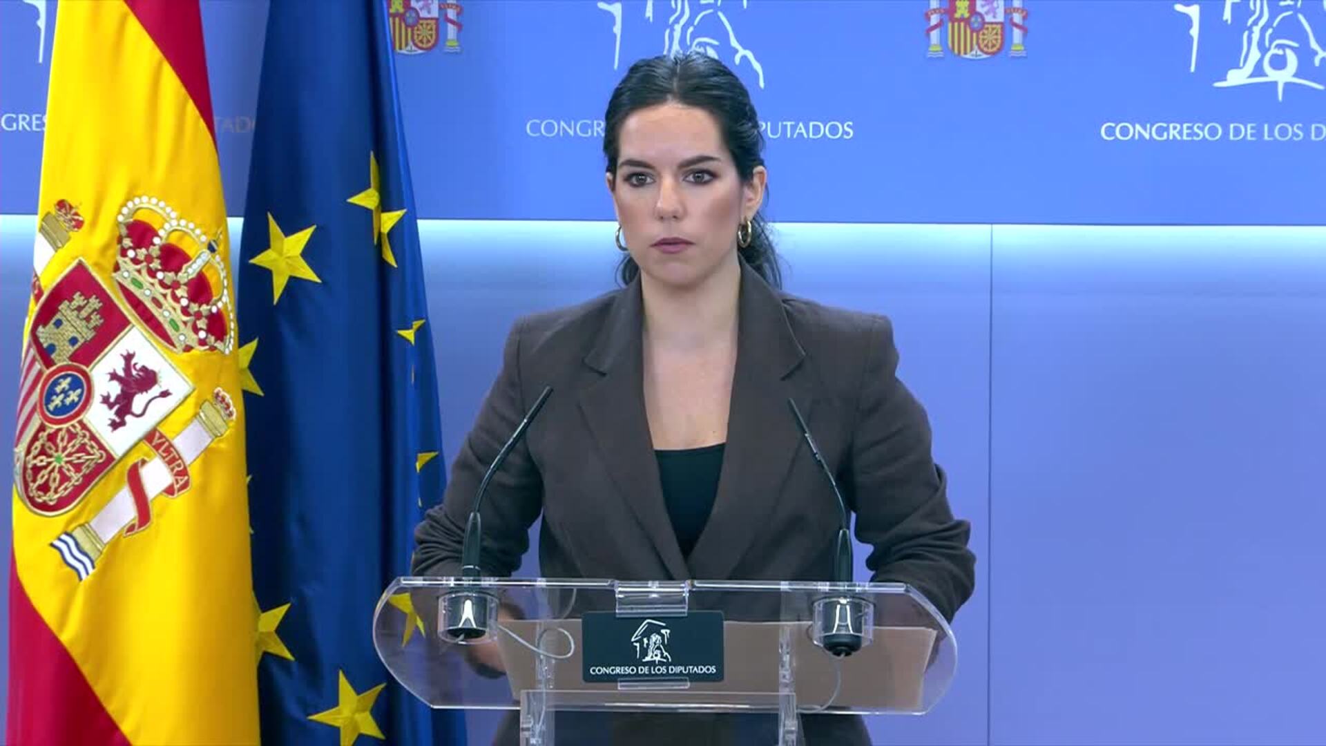Vox acusa al PP de dar un "balón de oxígeno" al Gobierno parando la actividad del Congreso