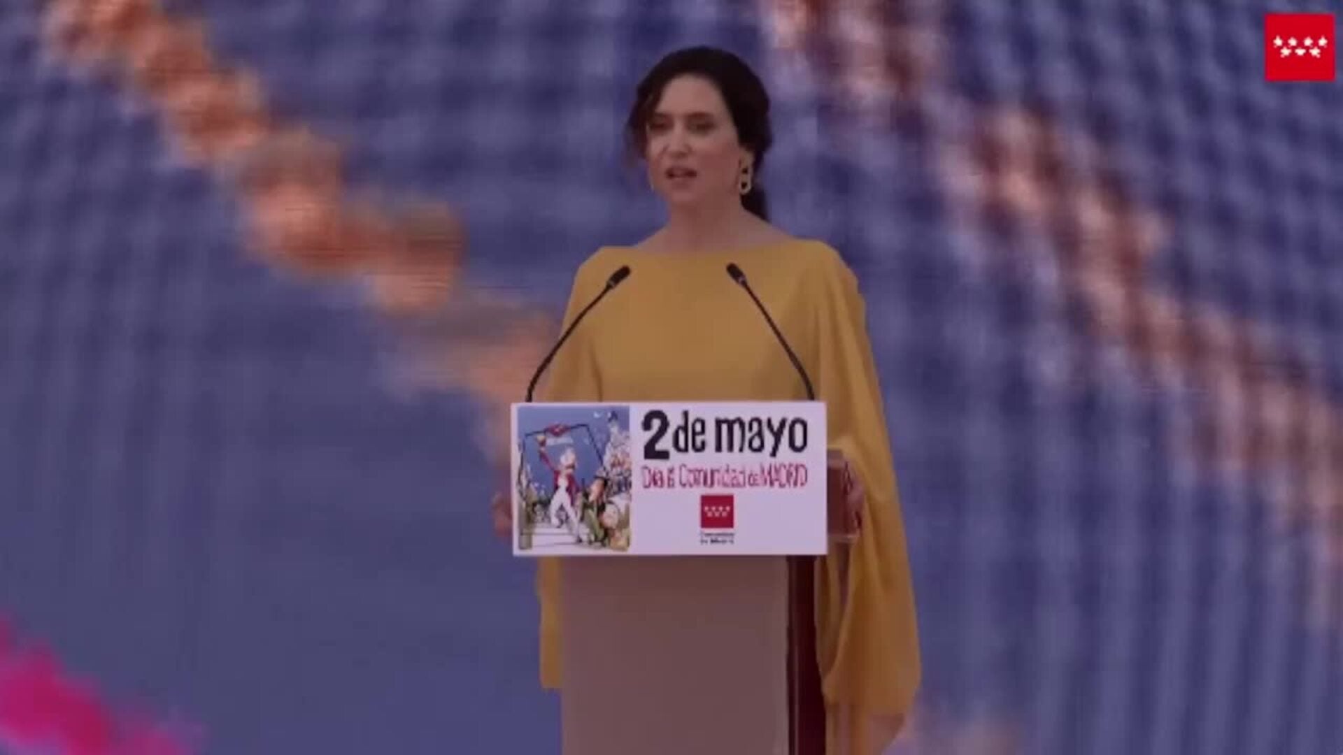 Ayuso recuerda a las FFAA y dice que los madrileños están "dolidos" por su ausencia