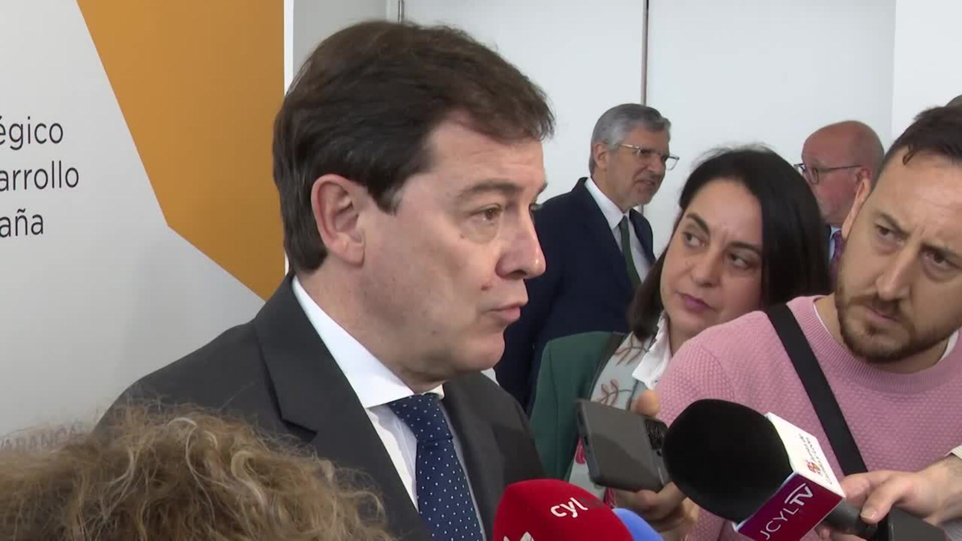 Mañueco reivindica el Congreso del PP en un momento en el que el Gobierno "agoniza"